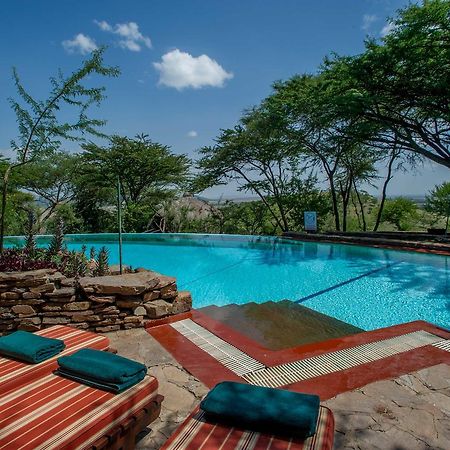 Serengeti Serena Safari Lodge Buitenkant foto