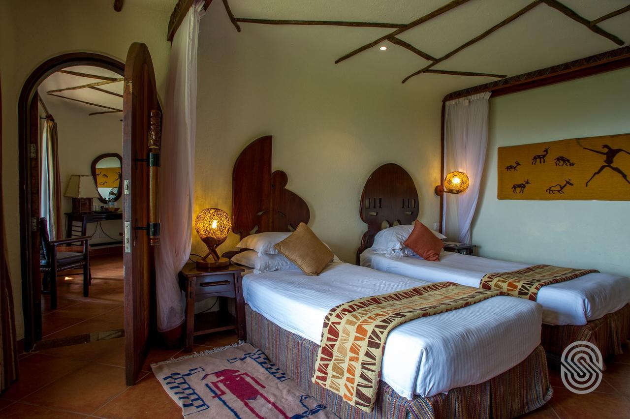 Serengeti Serena Safari Lodge Buitenkant foto