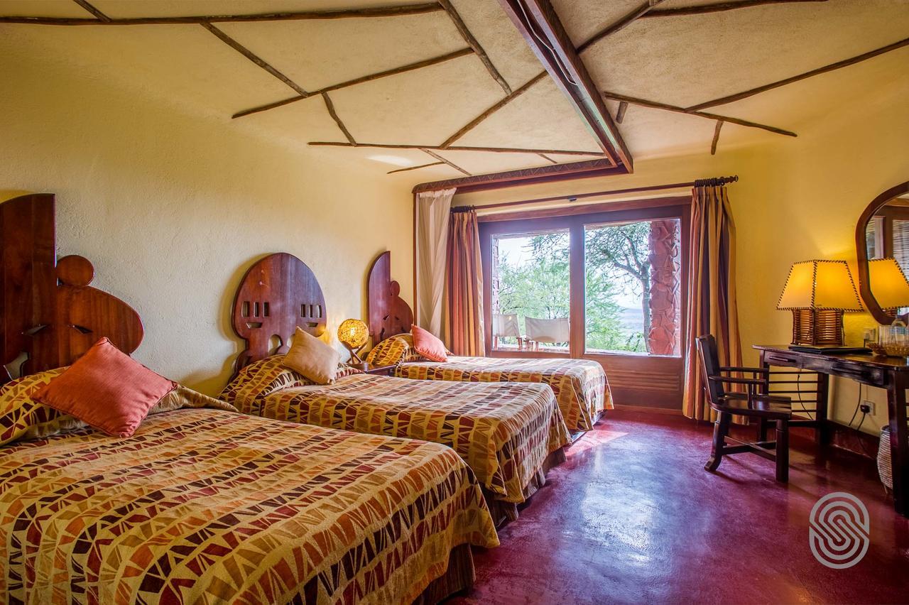 Serengeti Serena Safari Lodge Buitenkant foto